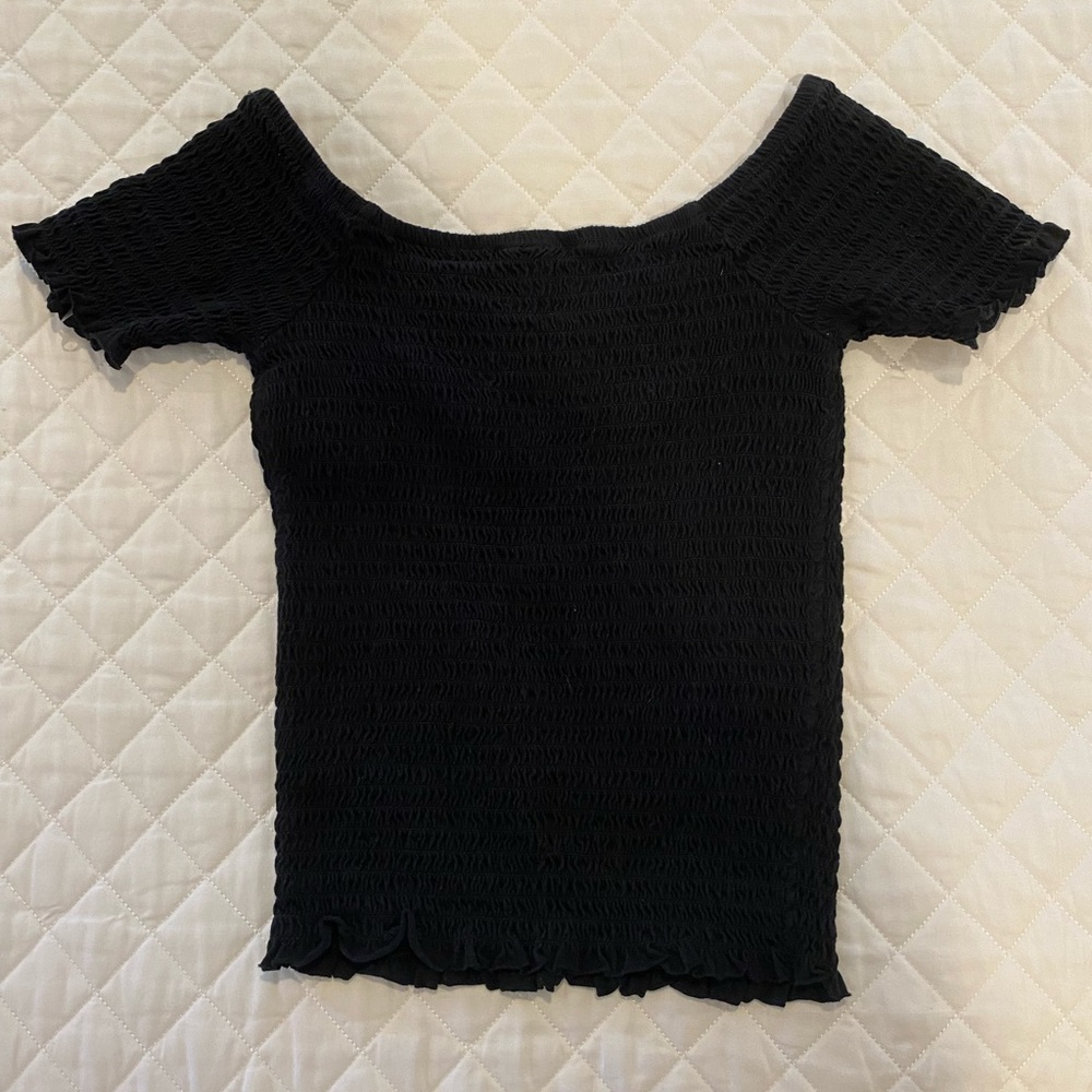 CINCHED BLACK CROP TOP🖤🖤